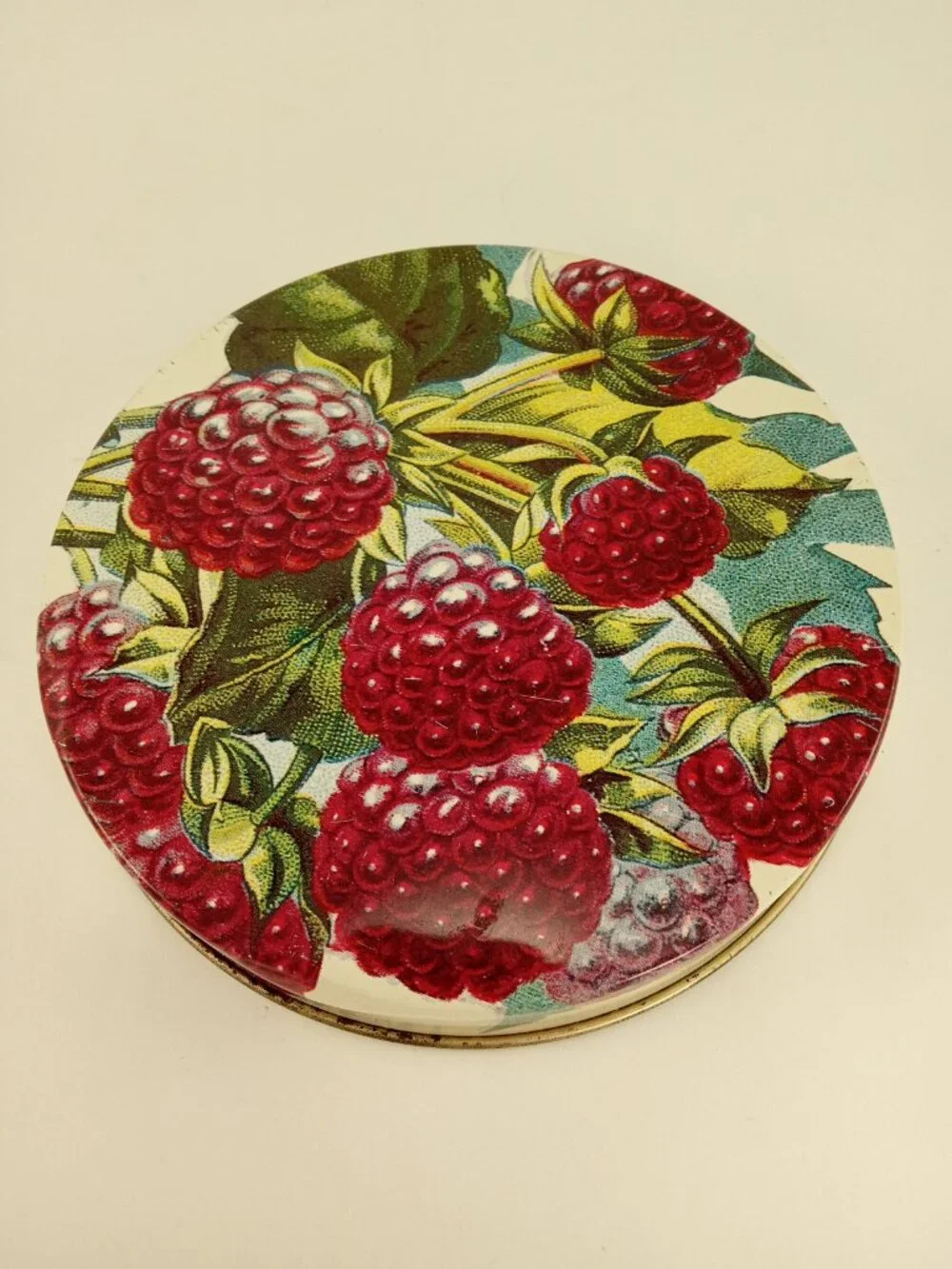 Vintage Department 56 Berries Tin 6